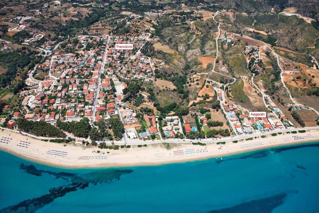 Theodora Studios & Apartments Skala  Экстерьер фото