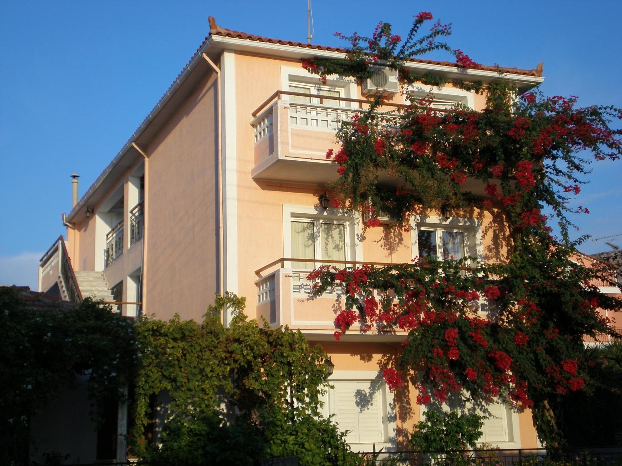 Theodora Studios & Apartments Skala  Экстерьер фото